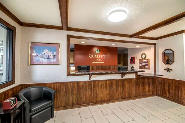  - Quality Inn Raton - I-25, Exit 451