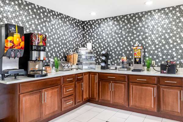 Amenities - Econo Lodge Albuquerque West - I-40, Exit 155