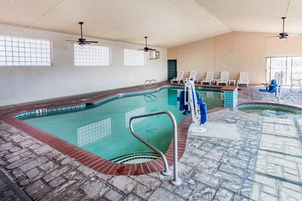 Pool - Comfort Inn Fallon