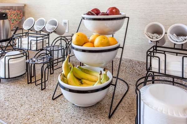 Amenities - Comfort Inn Fallon