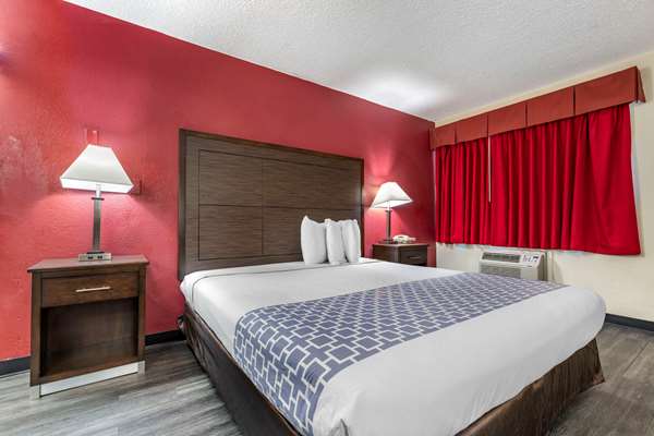  - Econo Lodge Fallon