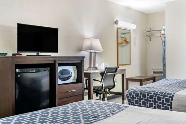  - Econo Lodge Fallon