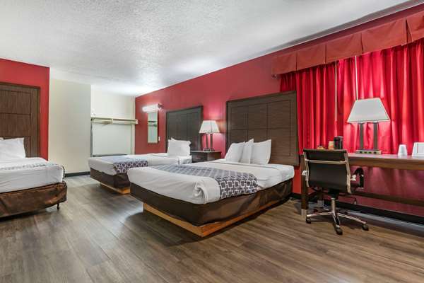  - Econo Lodge Fallon