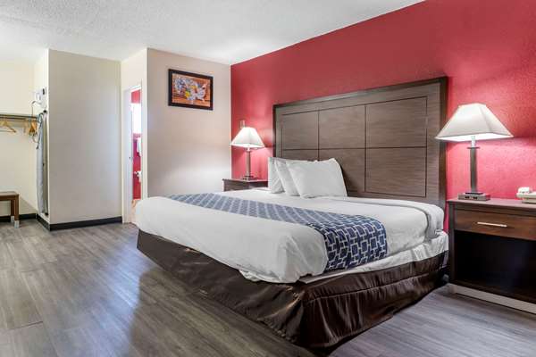  - Econo Lodge Fallon