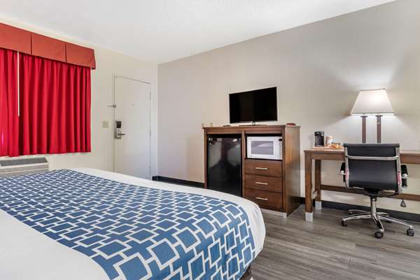  - Econo Lodge Fallon