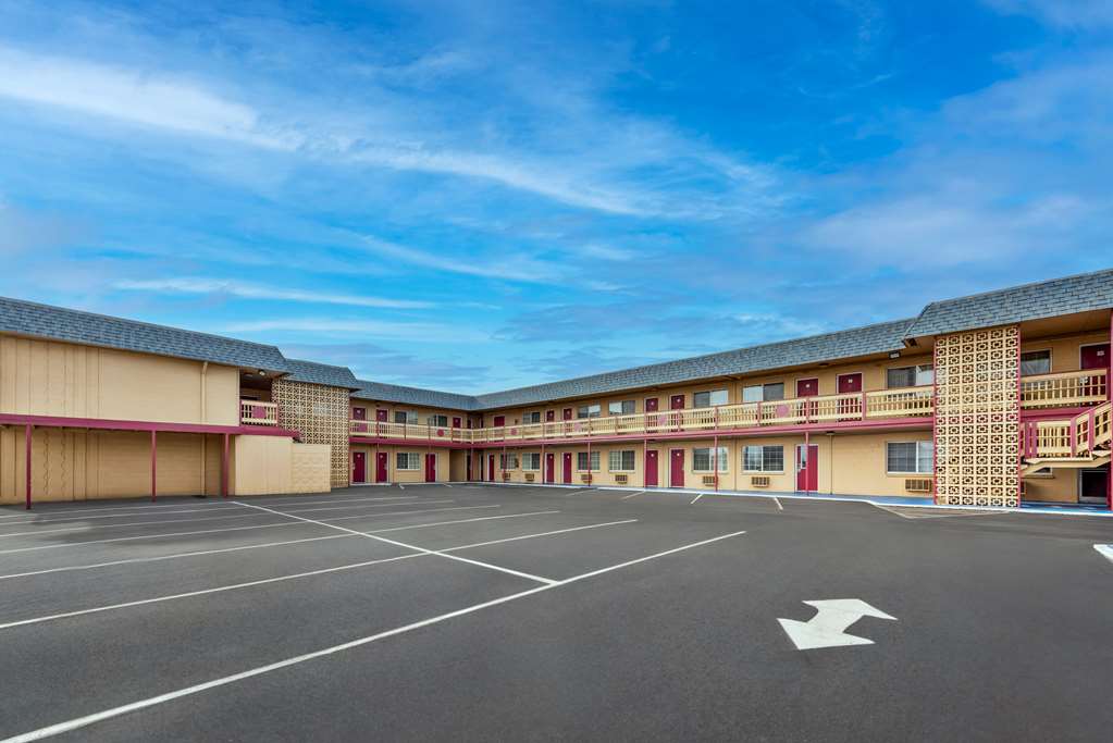 Econo Lodge