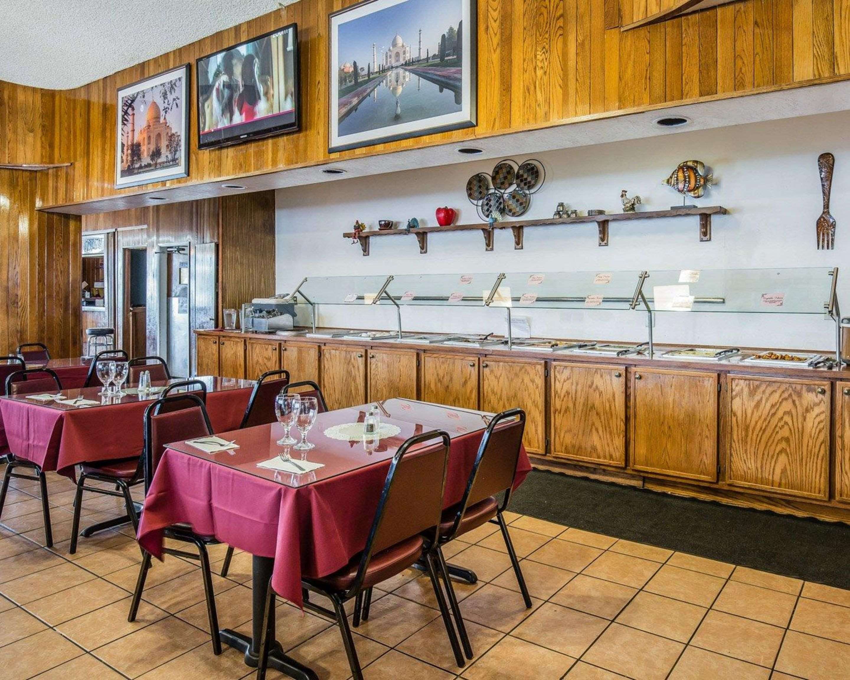 Assorted breakfast items | Econo Lodge Reno-Sparks Convention Center