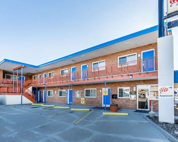 Exterior view - Rodeway Inn Elko