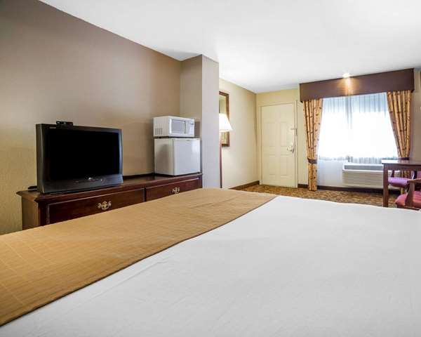  - Quality Inn & Suites Minden