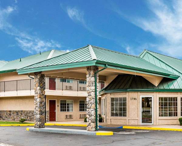 Exterior view - Quality Inn & Suites Minden