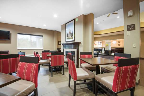  - Comfort Suites Rochester