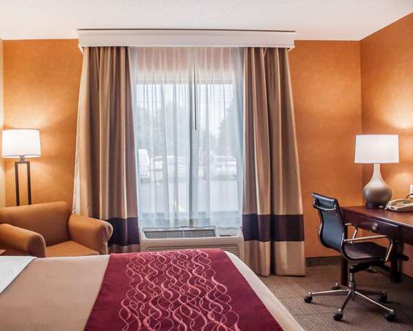  - Quality Inn Cheektowaga - I-190, Exit 1