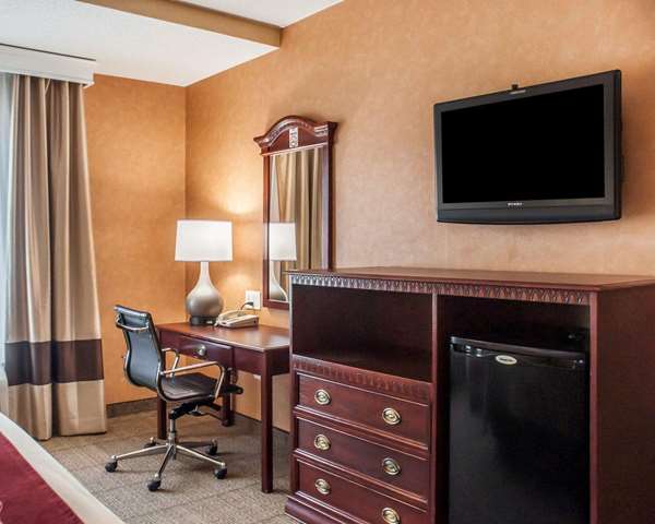  - Quality Inn Cheektowaga - I-190, Exit 1
