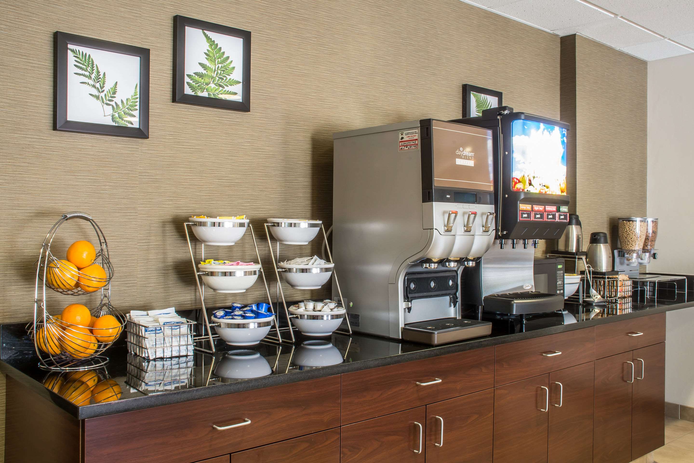 Breakfast area | Sleep Inn