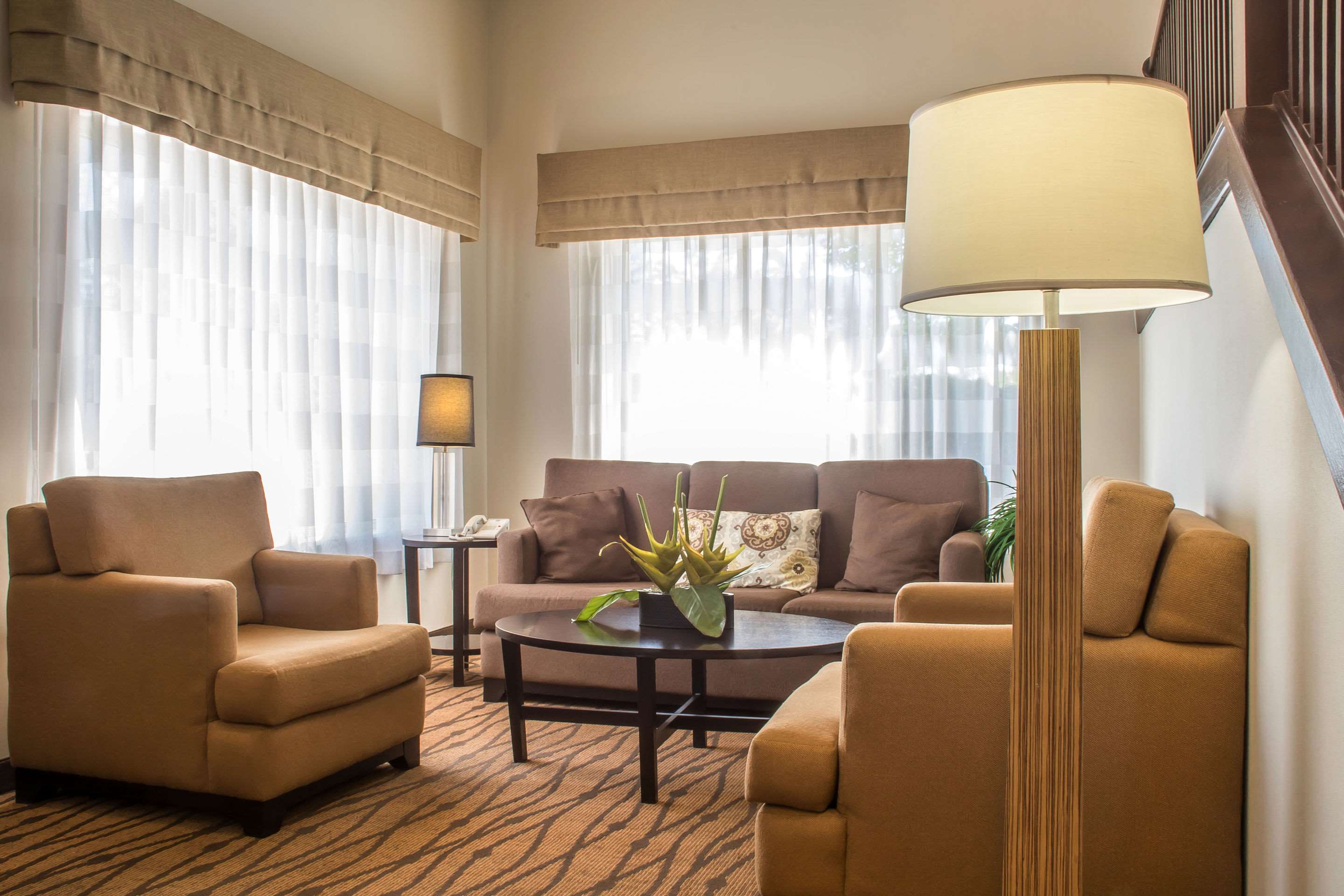 Spacious lobby with sitting area | Sleep Inn