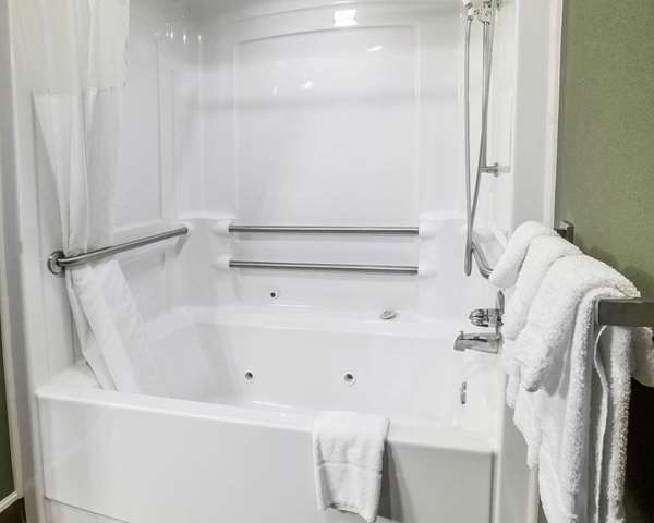 Suite - Sleep Inn & Suites Queensbury