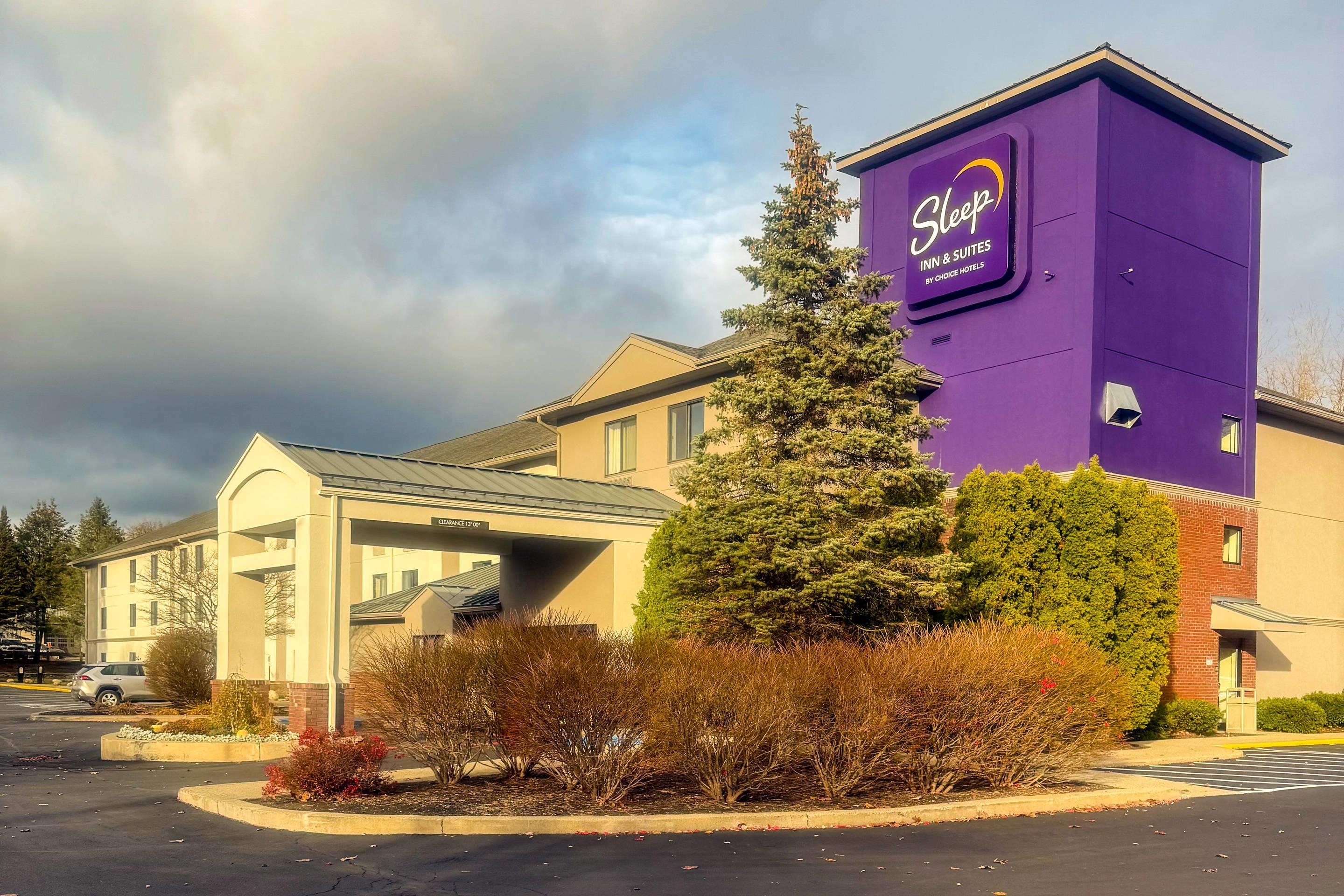 Hotel exterior | Sleep Inn & Suites Queensbury - Lake George