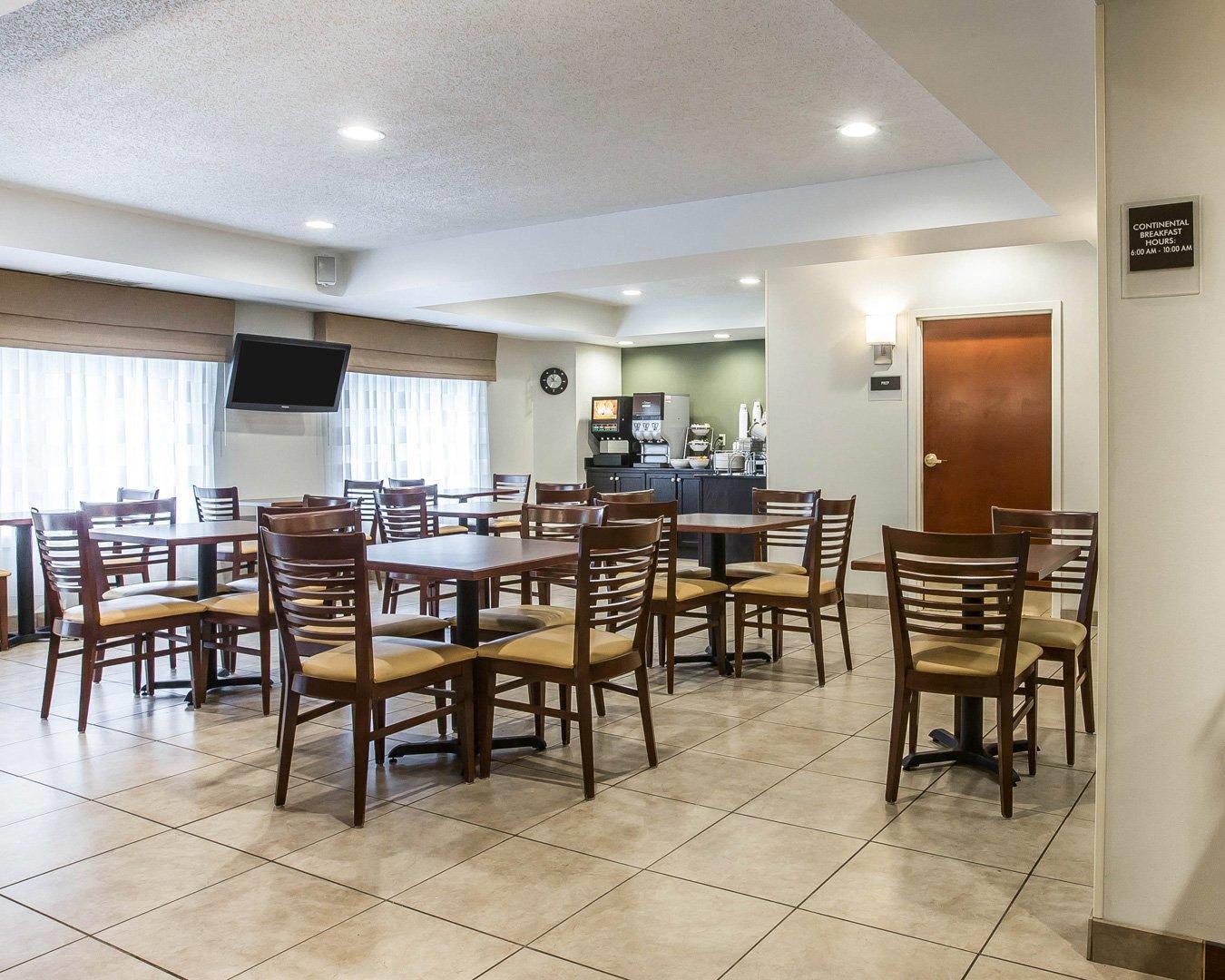 Free hot breakfast | Sleep Inn & Suites Queensbury - Lake George