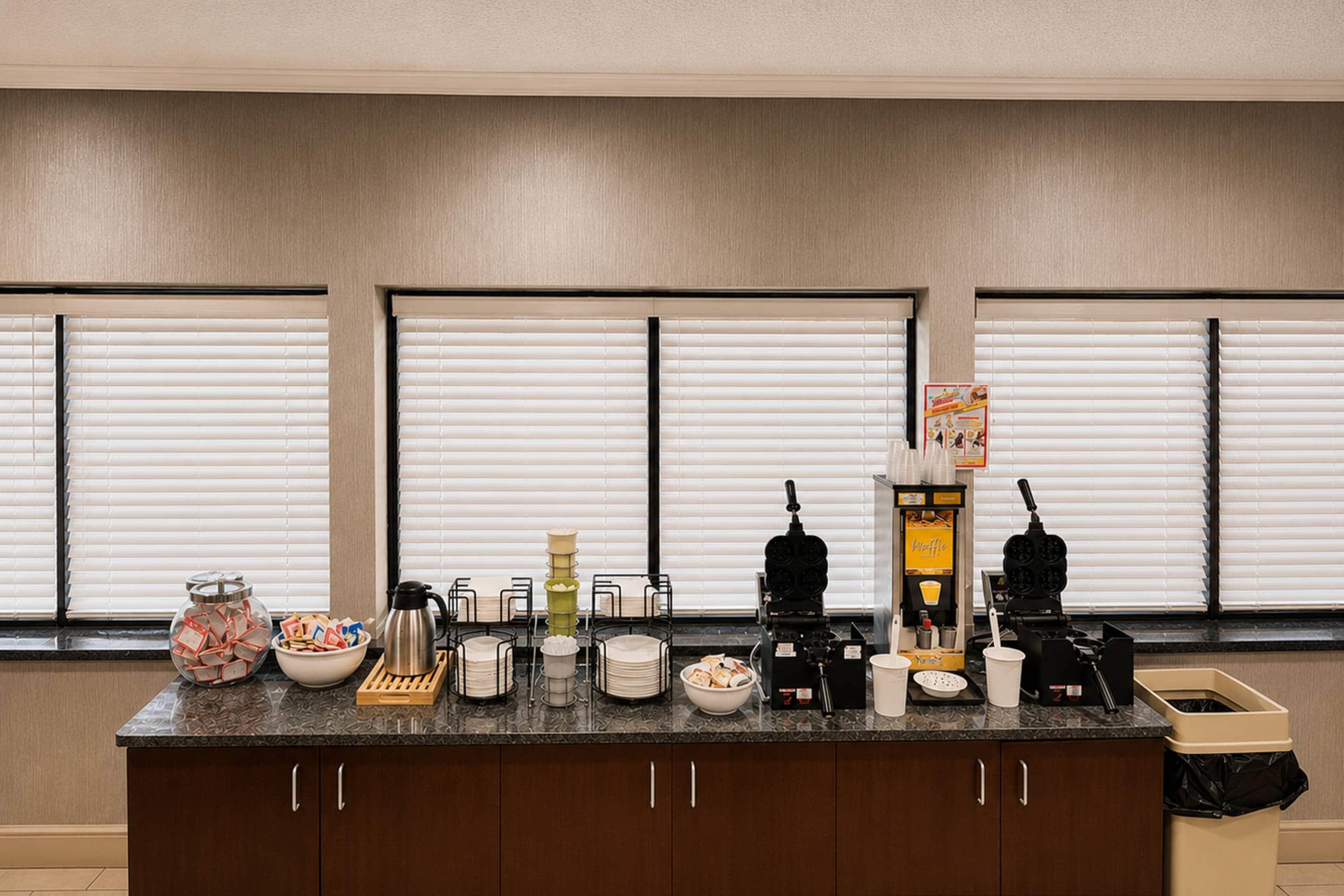 Breakfast bar