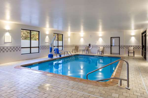 Pool - Quality Inn Central Albany - I-87, Exit 2