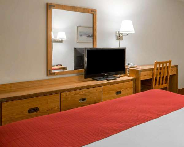  - Rodeway Inn Lake Placid