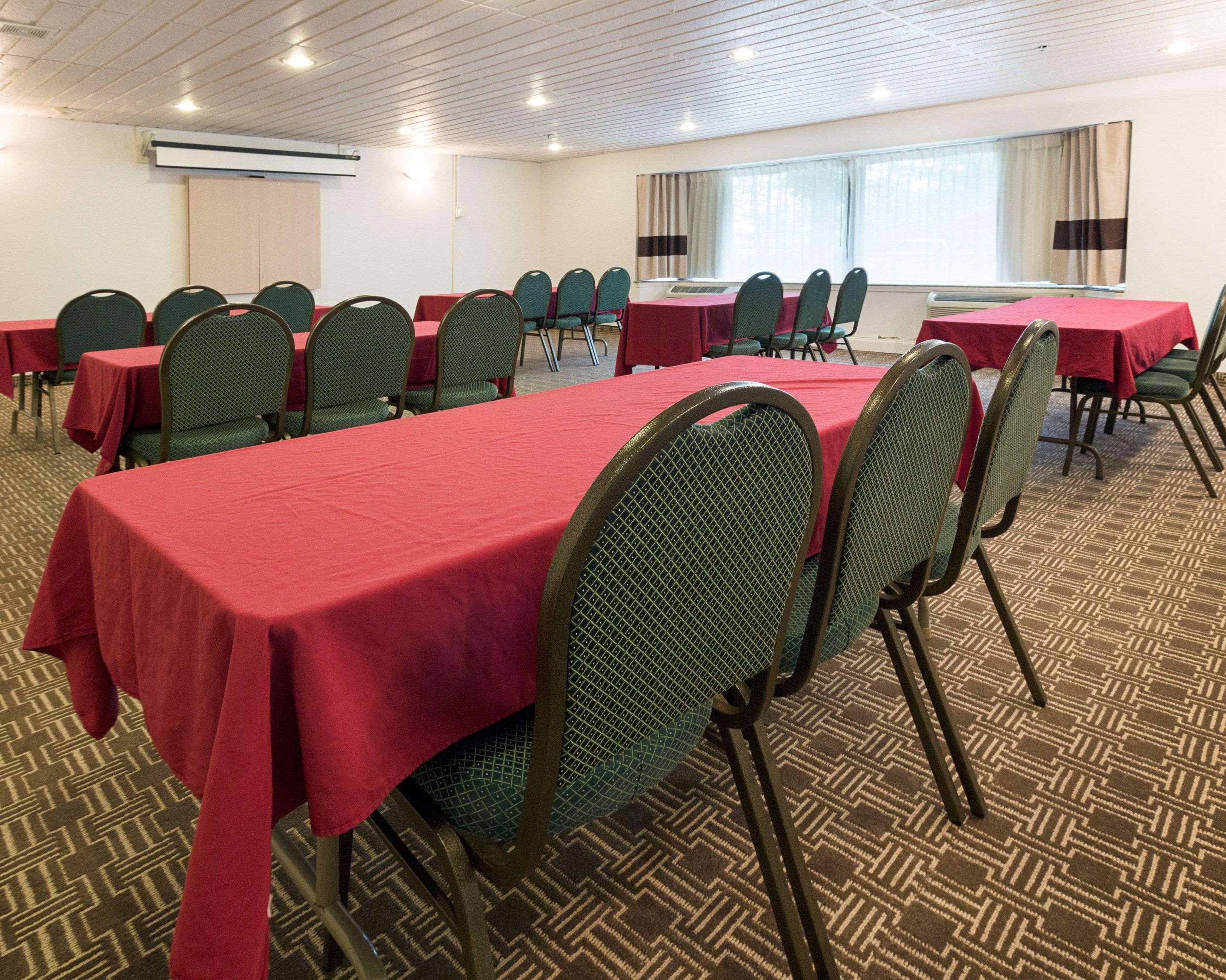 Large space perfect for corporate functions or training | Comfort Inn & Suites Syracuse-Carrier Circle
