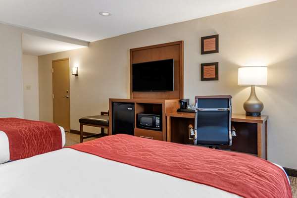  - Comfort Inn Glenmont - I-87, Exit 23