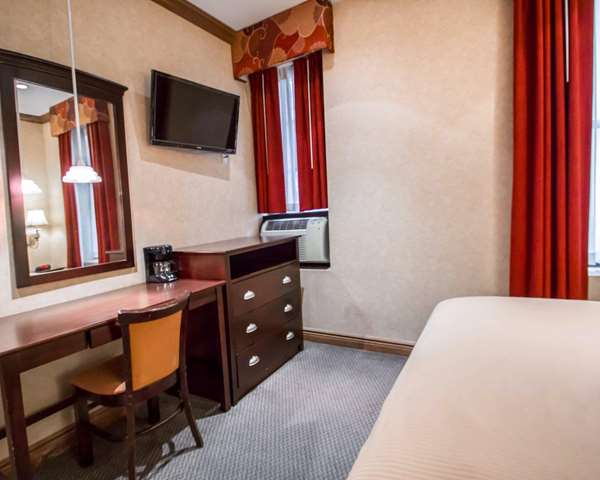  - Clarion Hotel Park Avenue New York