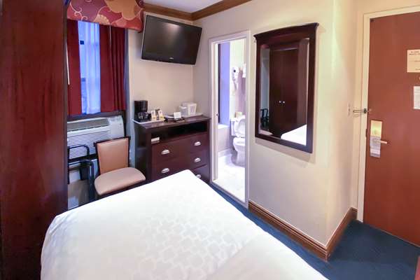  - Clarion Hotel Park Avenue New York