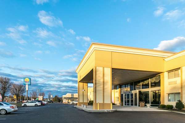 Exterior view - Comfort Inn Medford - I-495, Exit 64