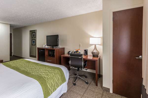  - Comfort Inn Medford - I-495, Exit 64