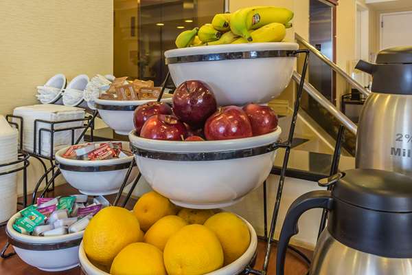 Amenities - Comfort Inn & Suites Maspeth