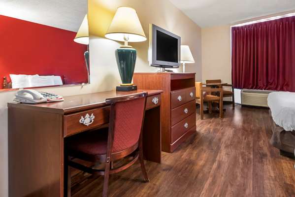  - Econo Lodge Cortland