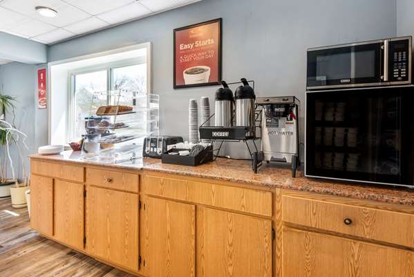 Amenities - Econo Lodge Cortland