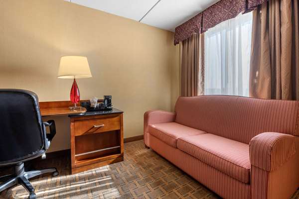  - Clarion Hotel Marina & Conference Center Dunkirk