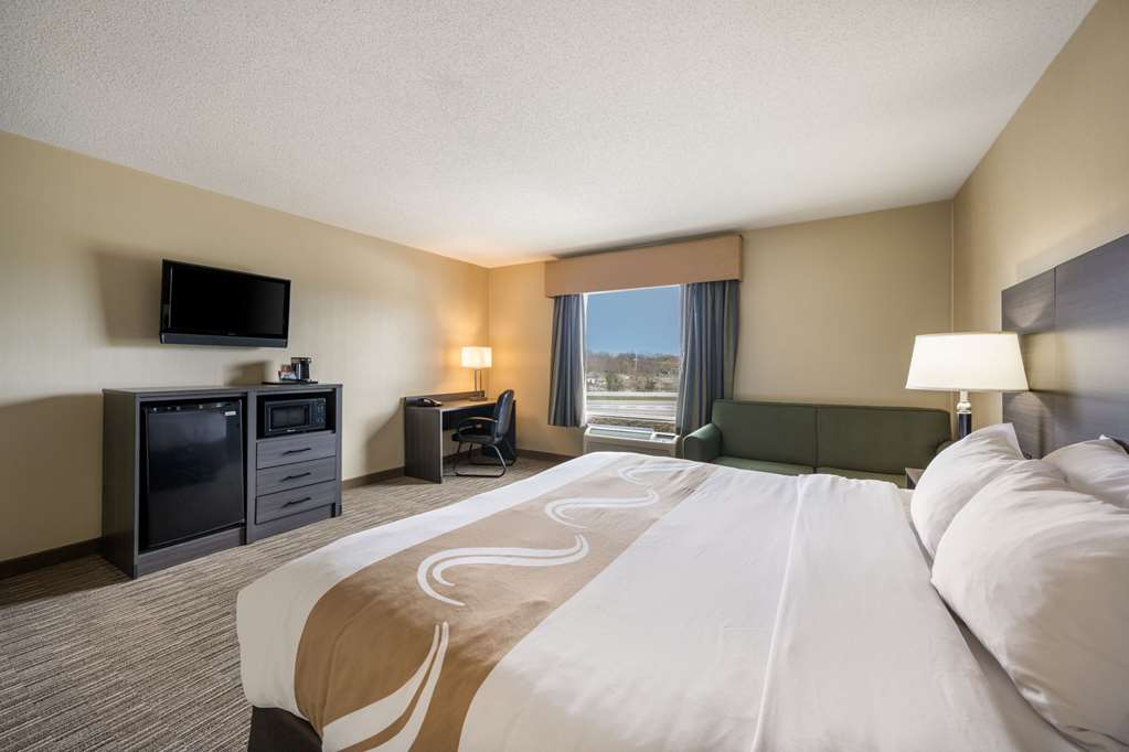 QUALITY INN AND SUITES FISHKILL SOU-guestroom-Guest Room,On-Site.jpg