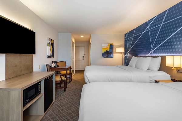  - Comfort Inn & Suites Castleton-on-Hudson - I-90, Exit 10