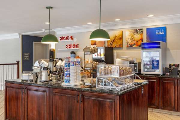 Amenities - Comfort Inn & Suites Castleton-on-Hudson - I-90, Exit 10