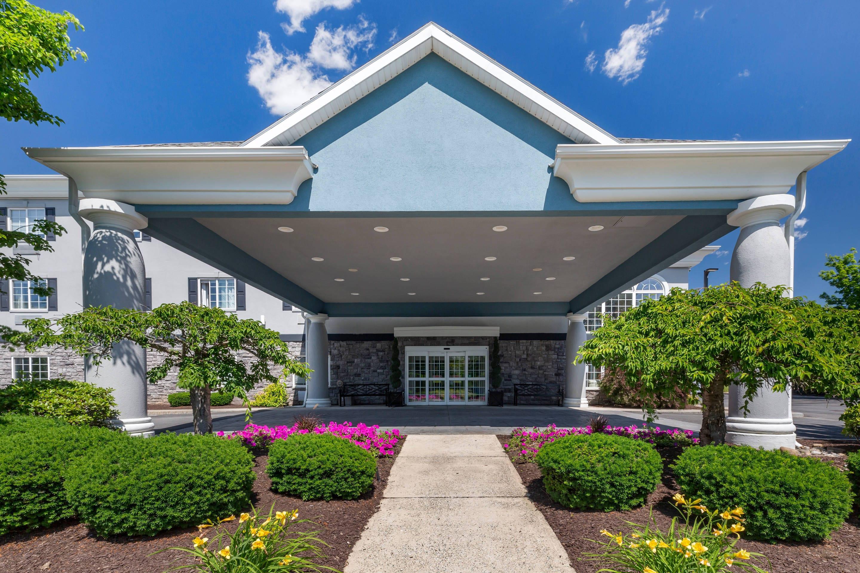 Hotel exterior | Comfort Inn & Suites East Greenbush - Albany