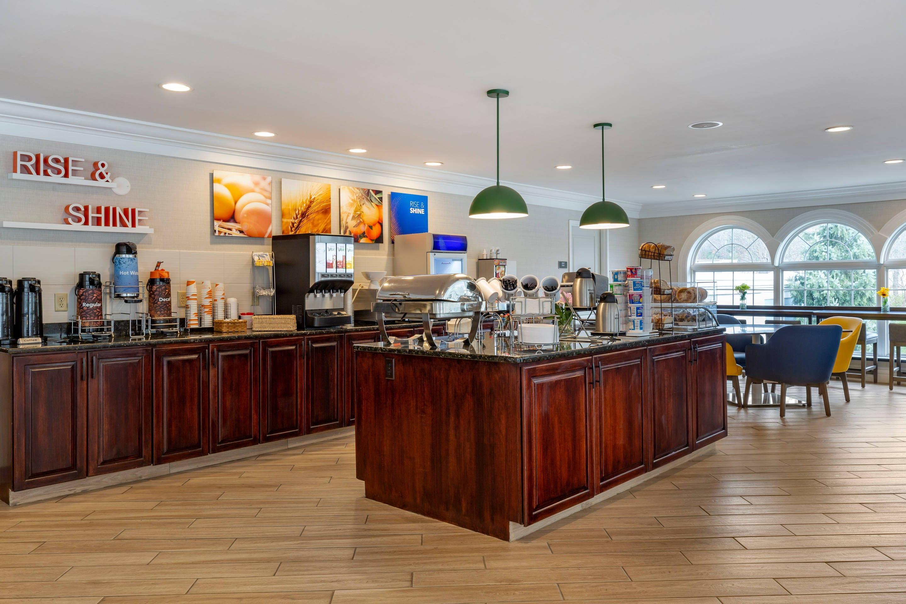 Breakfast bar | Comfort Inn & Suites East Greenbush - Albany