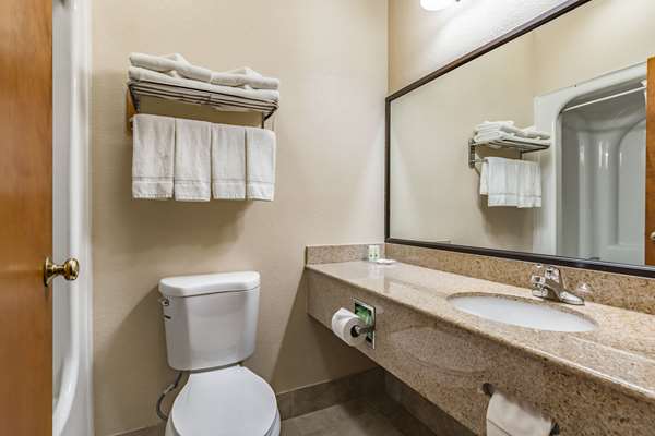  - Quality Inn Schenectady