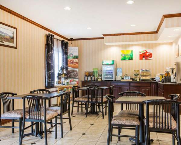 Amenities - Econo Lodge Glens Falls - I-87, Exit 19