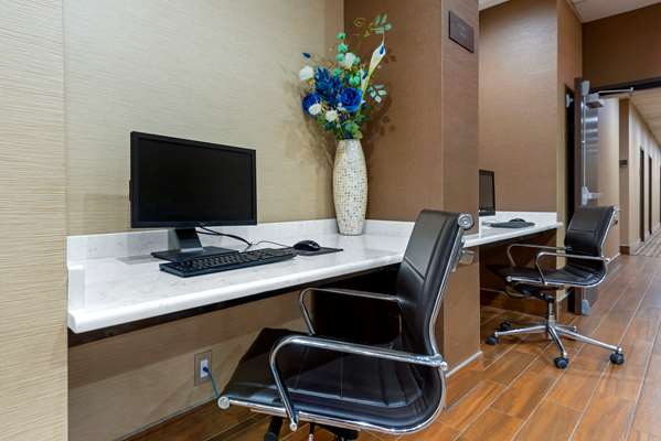 Conference Area - Comfort Inn Binghamton