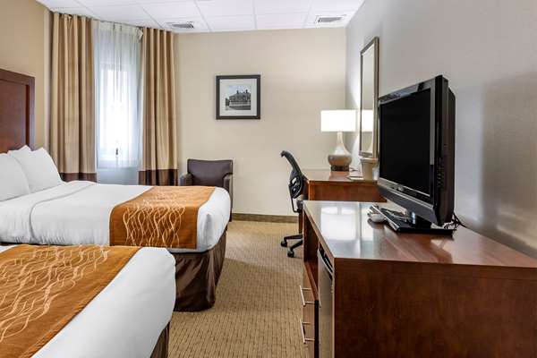 - Comfort Inn Syosset