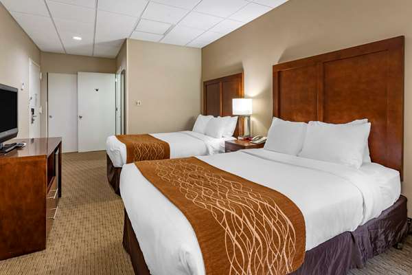  - Comfort Inn Syosset