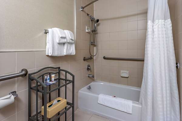  - Comfort Inn Syosset