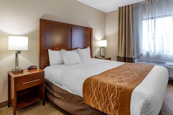  - Comfort Inn Syosset