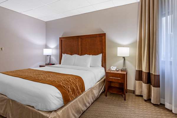  - Comfort Inn Syosset