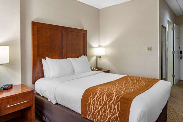  - Comfort Inn Syosset
