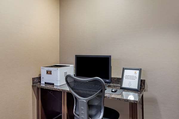 Conference Area - Comfort Inn Syosset